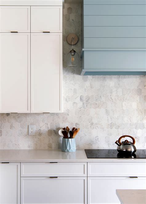 white cabinets stainless steel backsplash|backsplash for white quartz countertops.